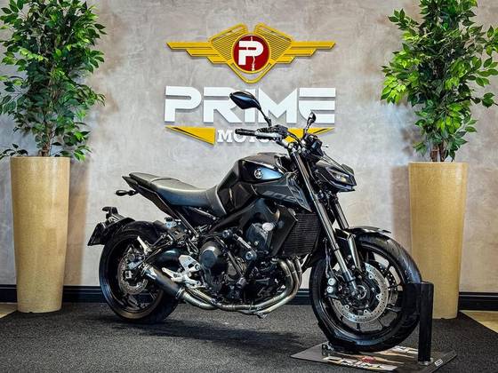 YAMAHA MT-09 